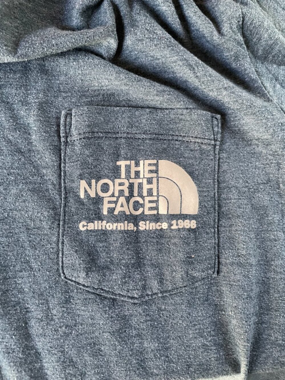 The North Face California 1966 Pocket Tee in Navy โ Women's L - Picture 4 of 12